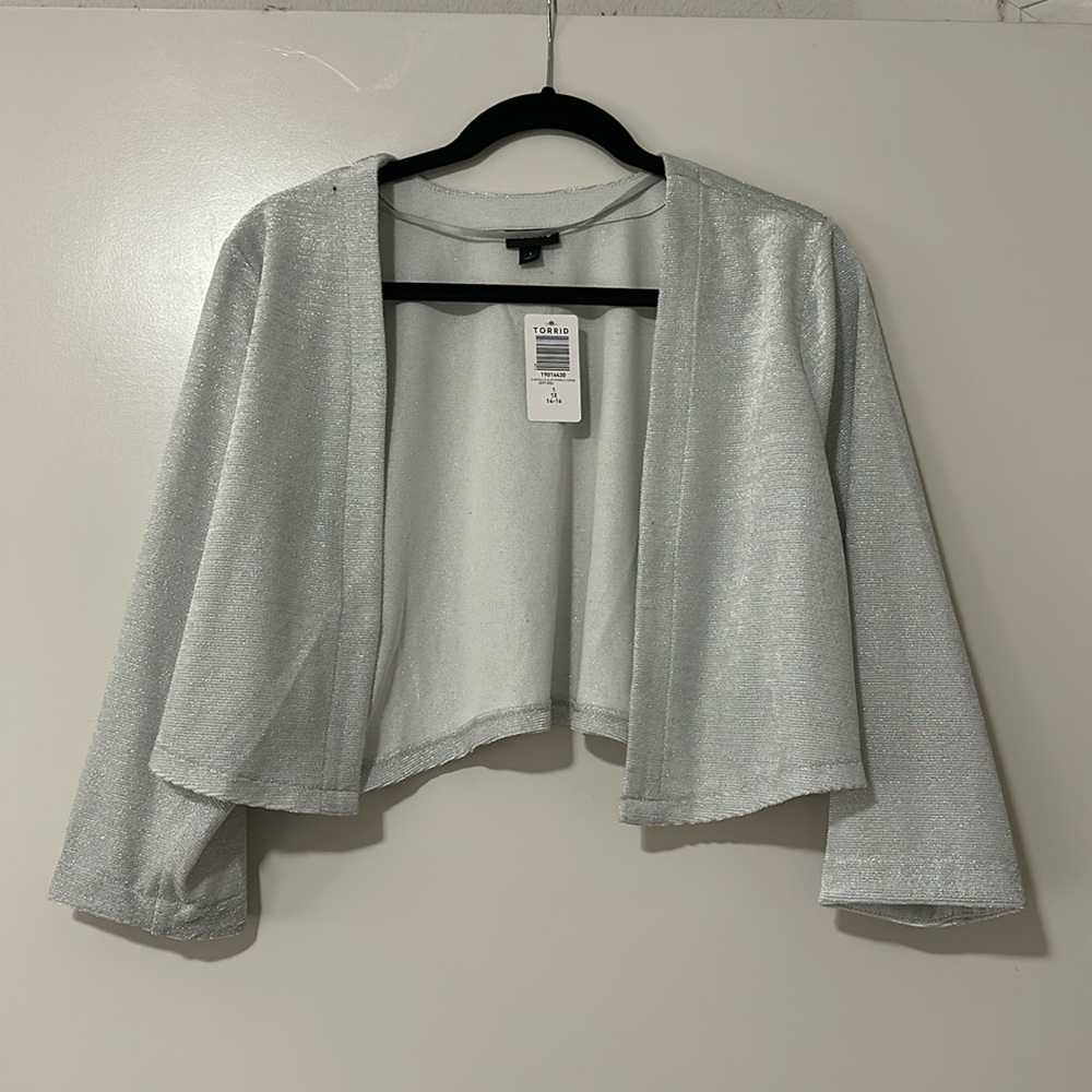 NWT Torrid metallic silver sparkle shrug
